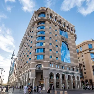 Otel Golden Tulip Al Mektan